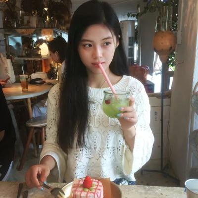 敦君与女朋友